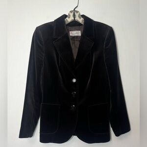 Brown’s of Bermuda brown velour jacket
